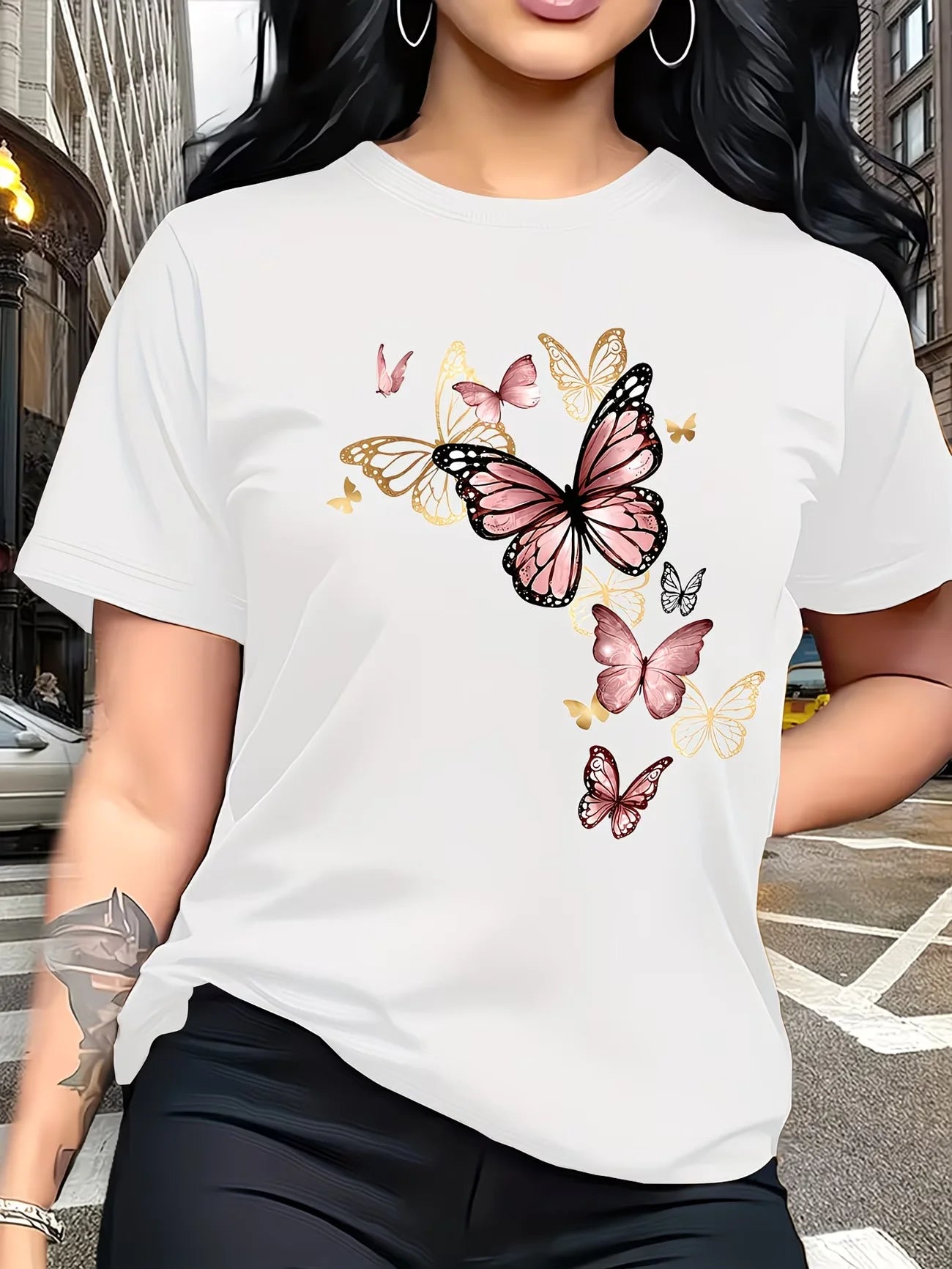 Butterfly T Shirt Women Summer Pink Gold Graphic Tees Retro Aesthetic Loose Tops Short Sleeve O-Neck Clothing Streetwear Y2K