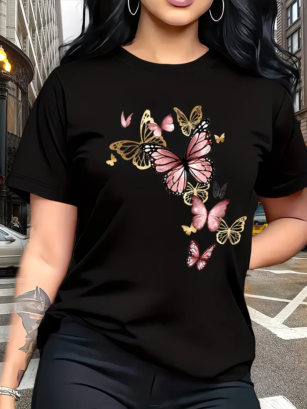 Butterfly T Shirt Women Summer Pink Gold Graphic Tees Retro Aesthetic Loose Tops Short Sleeve O-Neck Clothing Streetwear Y2K
